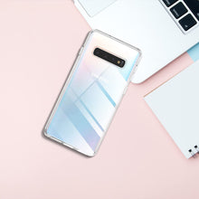 Laden Sie das Bild in den Galerie-Viewer, Hülle Kompatibel mit Samsung Galaxy S10, Stoßfest Schützend TPU Ultradünne Klar Silikonhülle, Anti-Rutsch-Handyhülle, Kratzfeste Schutzhülle für Samsung Galaxy S10 - Transparent