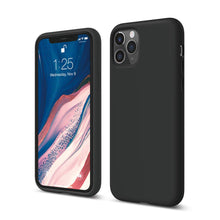 Laden Sie das Bild in den Galerie-Viewer, elago Liquid Silicone Case Kompatibel mit iPhone 11 Pro Hülle (5,8"), Silikon Handyhülle, Rundumschutz : 3-Layer Schutzhülle (Schwarz)