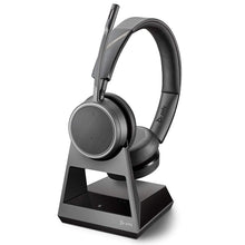 Laden Sie das Bild in den Galerie-Viewer, Plantronics Bluetooth Stereo-Headset Voyager 4220 UC Binaurale Tragevariante (mit USB-A) in Schwarz