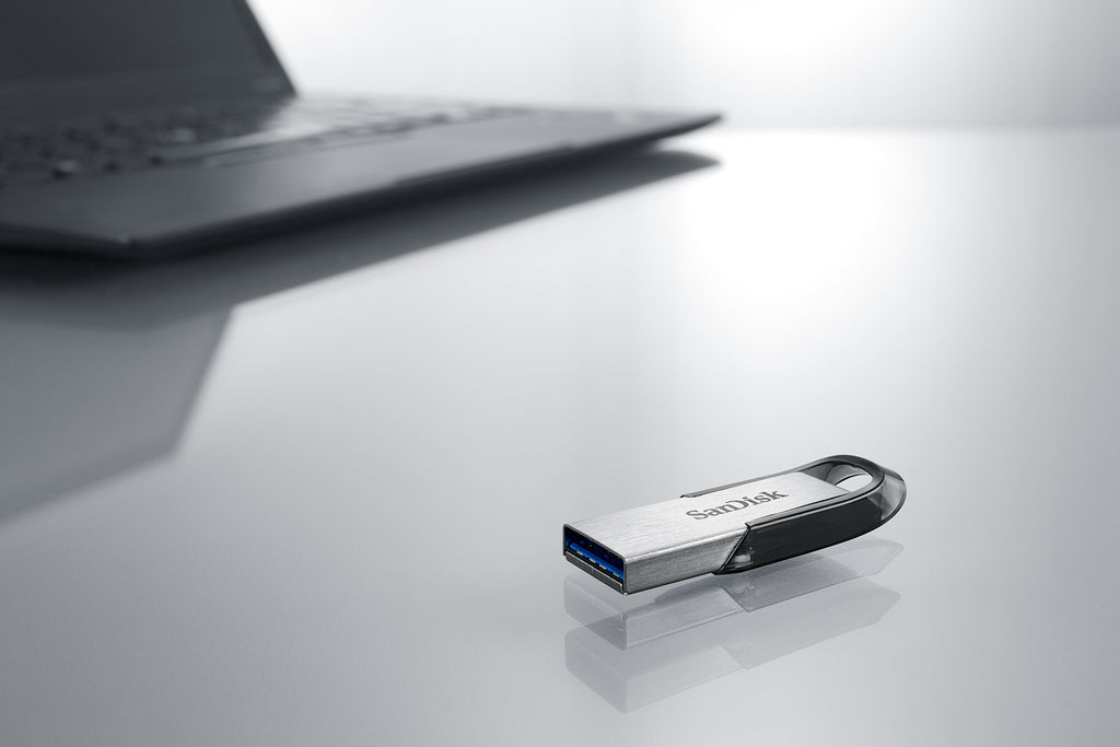SanDisk Ultra Flair 64GB USB-Flash-Laufwerk USB 3.0 mit bis zu 150 MB/Sek, schwarz